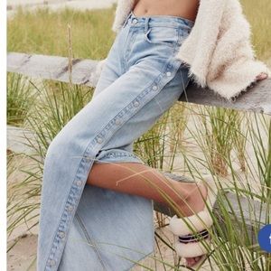 Side Sweeper Snap Wide Leg Jean 28